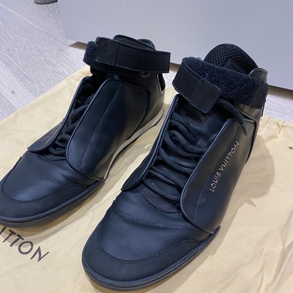 Men’s Louis Vuitton high tops - Picture 3 of 4